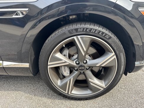 Used 2025 Genesis GV80 2.5T Prestige image 9