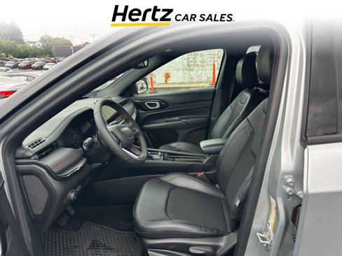 Used 2025 Jeep Compass Trailhawk w/ Trailer Tow Group image 8