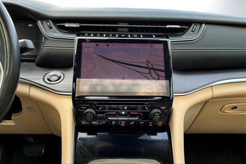 Used 2022 Jeep Grand Cherokee L Limited image 11