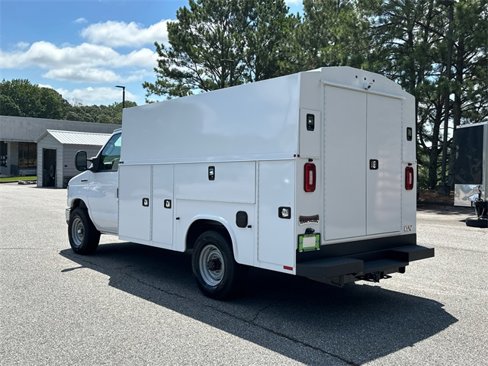 New 2026 Ford E-350 and Econoline 350 Super Duty w/ Power Equipment Group image 5