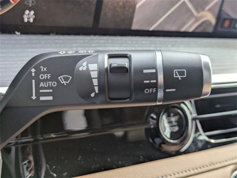 New 2025 INFINITI QX80 Sensory image 31