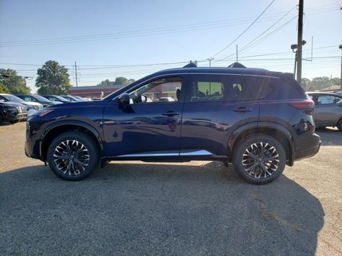 New 2026 Nissan Rogue Platinum image 3