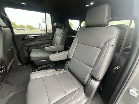 New 2026 Chevrolet Suburban Z71 image 62