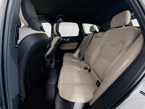 New 2026 Volvo XC60 B5 Plus w/ Climate Package PRO image 25