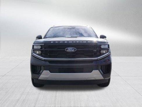 New 2025 Ford Expedition Max Platinum w/ Platinum Ultimate Package image 8