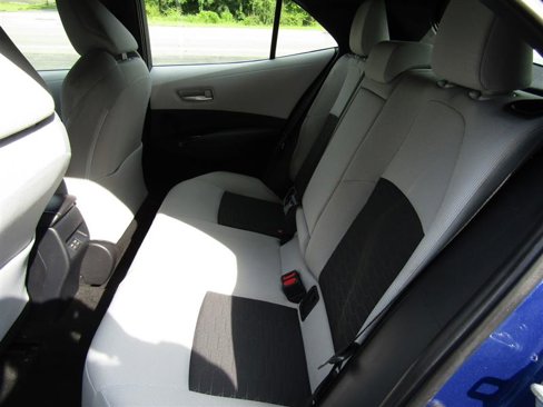 Used 2023 Toyota Corolla SE w/ SE Premium Package image 26