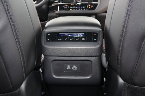 Used 2025 Nissan Pathfinder Rock Creek image 18