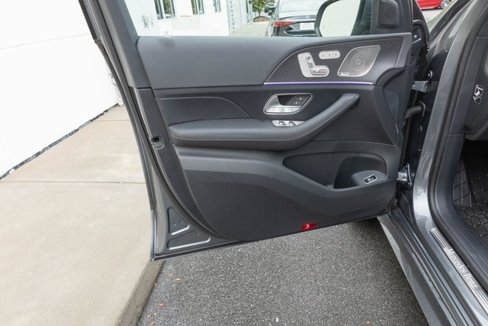 New 2025 Mercedes-Benz GLS 450 4MATIC image 14