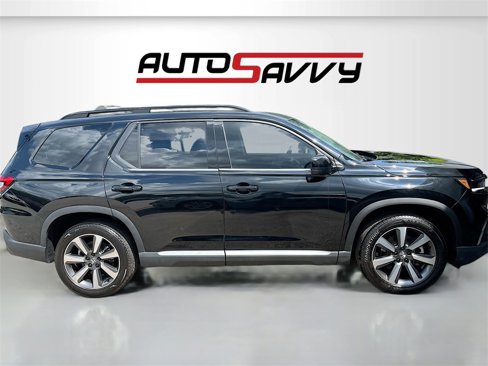 Used 2024 Honda Pilot Elite image 8
