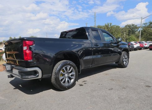 Used 2020 Chevrolet Silverado 1500 LT w/ Trailering Package image 5