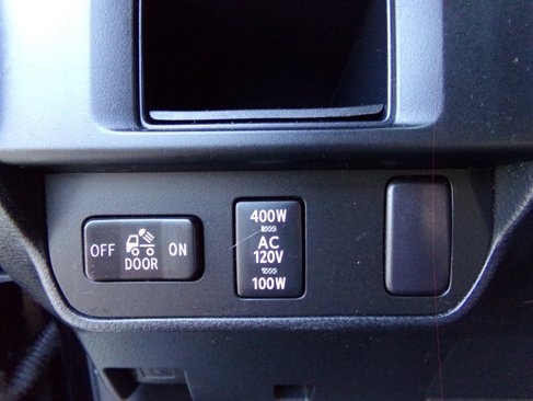 Used 2016 Toyota Tacoma Limited image 58