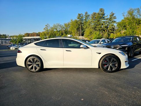 Used 2024 Tesla Model S Plaid image 8