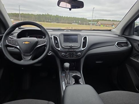 Used 2024 Chevrolet Equinox LT image 15