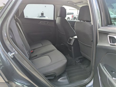 Used 2024 Kia Sportage LX image 28