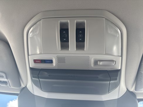 New 2025 Subaru Ascent Touring image 31