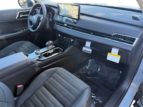 New 2025 Mitsubishi Outlander Trail Edition image 25