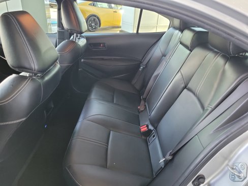 Used 2022 Toyota Corolla LE image 27