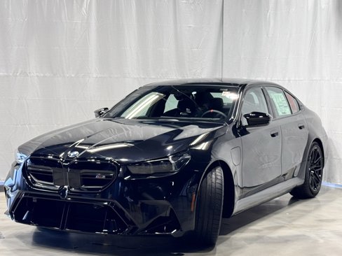 New 2026 BMW M5 w/ Executive Package image 4