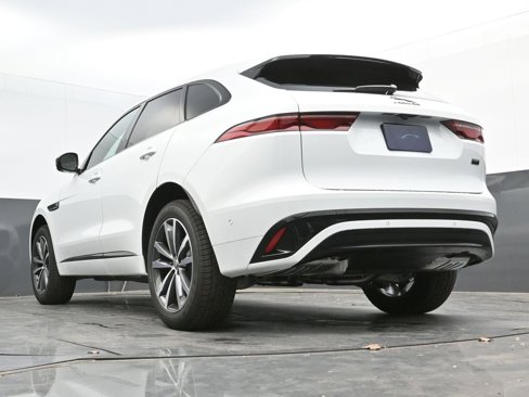 New 2026 Jaguar F-PACE R-Dynamic S image 33