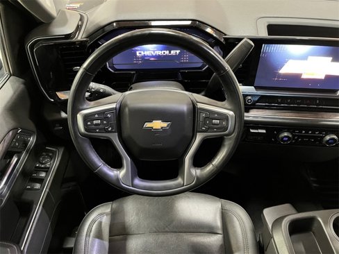 Used 2024 Chevrolet Silverado 3500 LTZ image 26