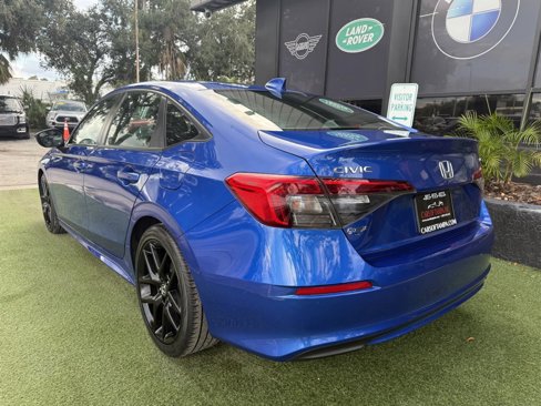 Used 2023 Honda Civic Sport image 4