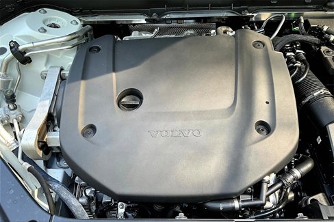 Certified 2025 Volvo XC90 B6 Plus w/ Protection Package image 26