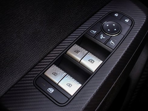 New 2025 Mitsubishi Outlander SE image 10