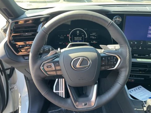New 2026 Lexus TX 500h AWD image 23