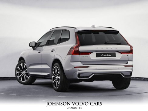 Certified 2024 Volvo XC60 B5 Plus w/ Protection Package Premier image 4