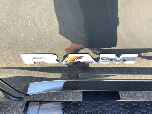 New 2026 RAM 1500 4x4 Crew Cab image 13