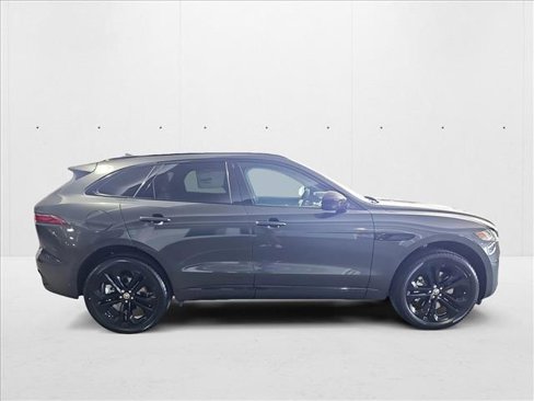 New 2026 Jaguar F-PACE R-Dynamic S image 4