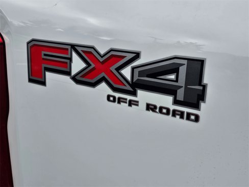 New 2026 Ford F250 4x4 SuperCab Super Duty image 14