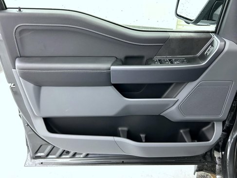New 2025 Ford F150 XLT w/ Equipment Group 302A MID image 9