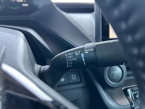 Used 2024 Toyota Prius Limited image 21