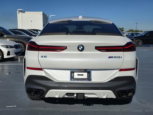 New 2026 BMW X6 M60i w/ Executive Package image 5