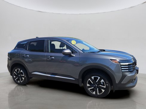 Used 2025 Nissan Kicks SV image 21