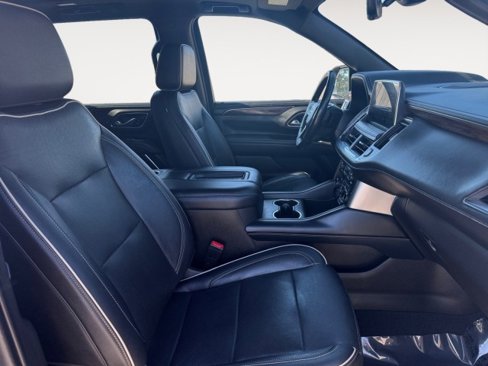 Used 2021 Chevrolet Suburban Premier w/ Premium Package image 6