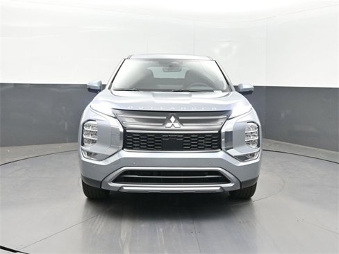 New 2025 Mitsubishi Outlander SE image 33