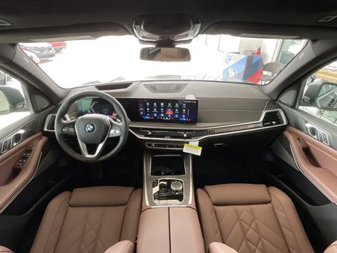 New 2026 BMW X5 sDrive40i image 12