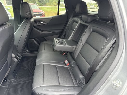 New 2026 Chevrolet Equinox LT w/ Convenience Package II image 12