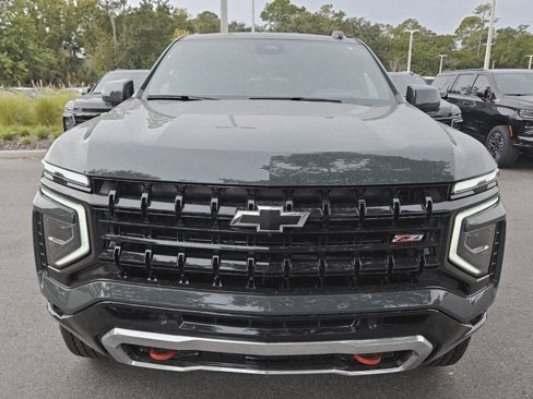 New 2026 Chevrolet Suburban Z71 image 9