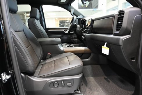 New 2025 Chevrolet Silverado 2500 High Country w/ High Country Premium Package image 13