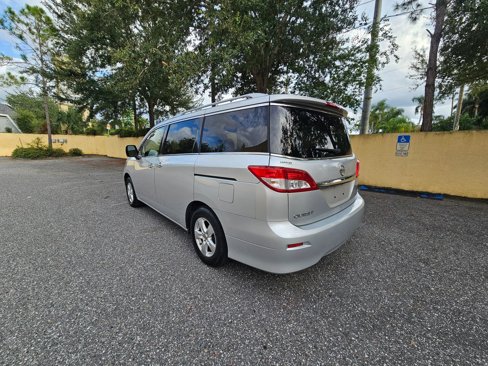 Used 2016 Nissan Quest SV image 4