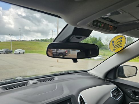 Used 2022 Chevrolet Equinox LT image 40