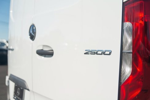 Used 2025 Mercedes-Benz Sprinter 2500 image 16