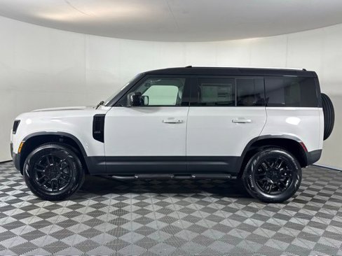 New 2026 Land Rover Defender 110 S image 3