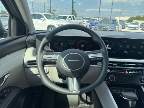 New 2025 Hyundai Tucson SEL image 29