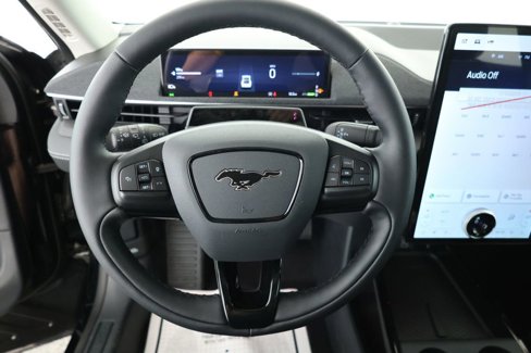 Used 2025 Ford Mustang Mach-E Premium image 12