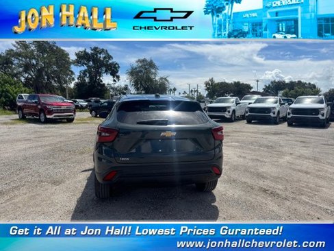New 2025 Chevrolet Trax LS w/ Driver Confidence Package image 8