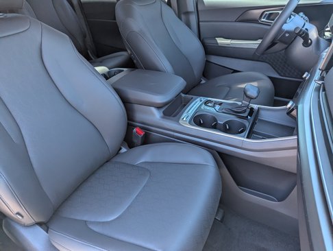 New 2026 Kia Carnival SX image 8